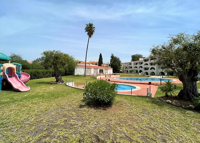 Twins 3 With Pool By Homing