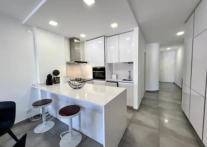 Twins 3 With Pool By Homing Appartement