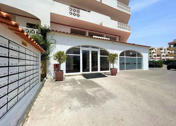 Twins 3 With Pool By Homing Appartement Albufeira