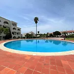 Apartman Twins 3 With Pool By Homing Albufeira