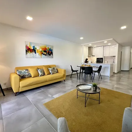 Twins 3 With Pool By Homing Apartamento *